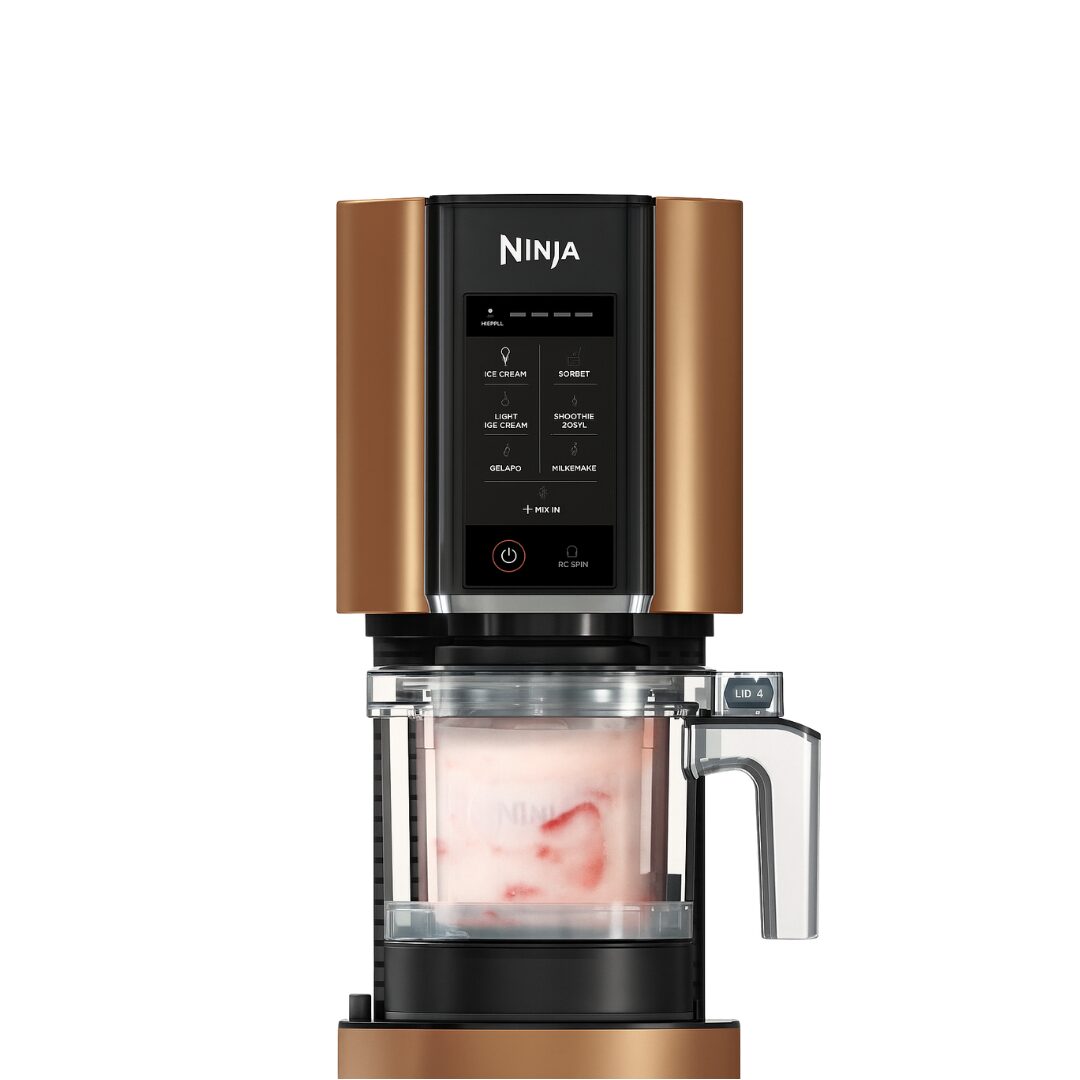 Sorbetière Ninja CREAMi Noir & Cuivre avec 3 pots et 7 programmes pour glaces, sorbets et milkshakes.